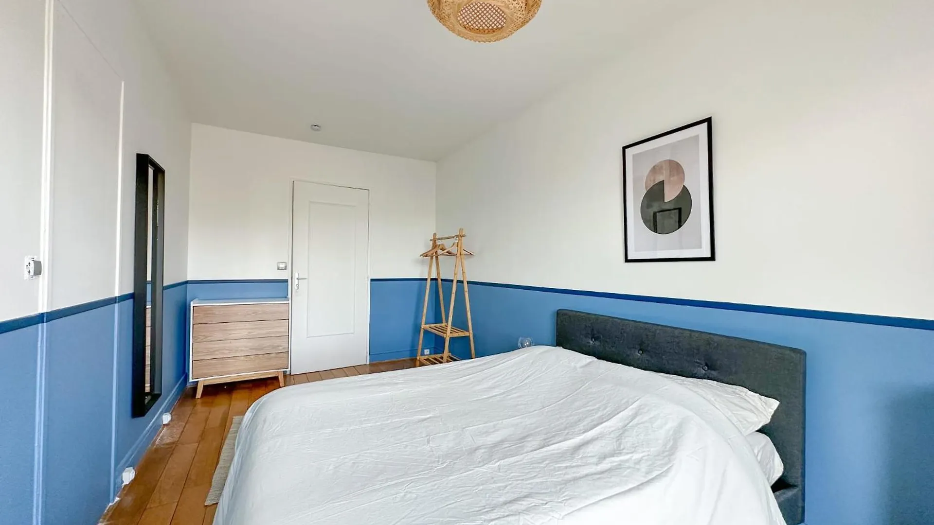 Beautiful Private Room In A Parisian Shared Apartment - Flexliving Paříž